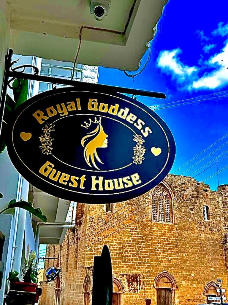Royal Goddess Guest House, Walled City 파마구스타 외부 사진