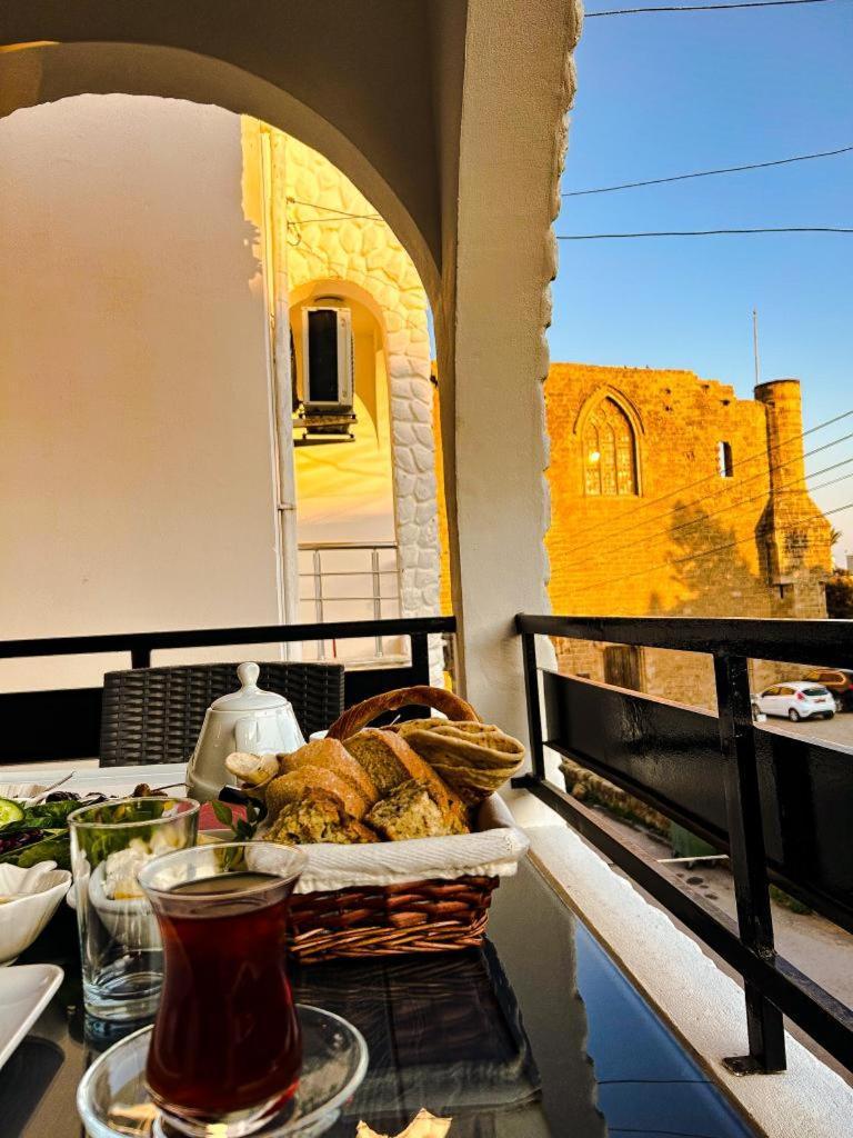 Royal Goddess Guest House, Walled City 파마구스타 외부 사진