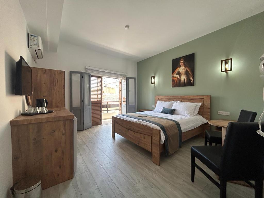 Royal Goddess Guest House, Walled City 파마구스타 외부 사진