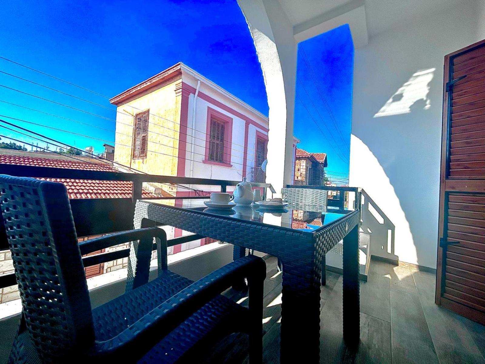Royal Goddess Guest House, Walled City 파마구스타 외부 사진