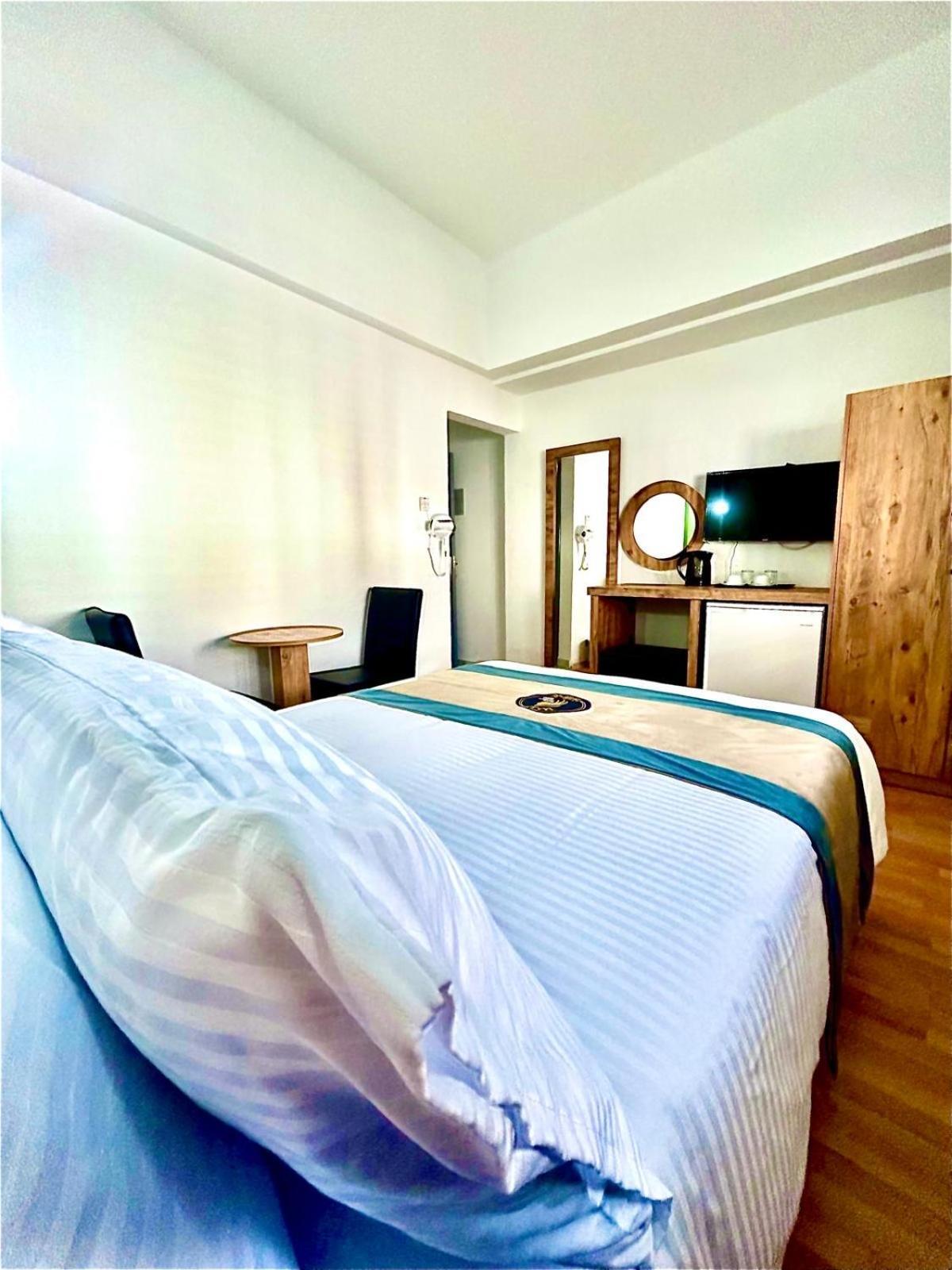Royal Goddess Guest House, Walled City 파마구스타 외부 사진