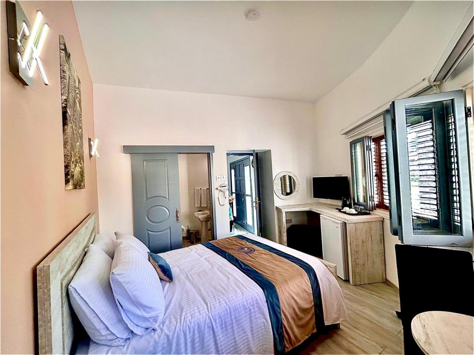 Royal Goddess Guest House, Walled City 파마구스타 외부 사진